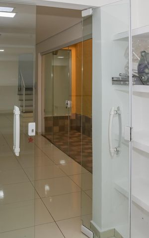 Casa para alugar com 300m², 4 quartos e 3 vagas Casa para alugar com 300m², 4 quartos e 3 vagasCozinha