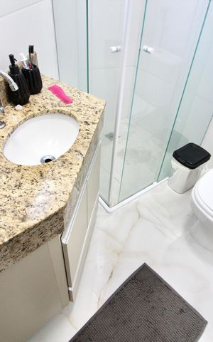 Casa à venda com 68m², 2 quartos e 2 vagas Casa à venda com 68m², 2 quartos e 2 vagasBanheiro suíte 2