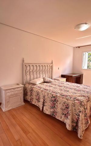 Casa para alugar com 660m², 4 quartos e 4 vagas Casa para alugar com 660m², 4 quartos e 4 vagasSuíte 2
