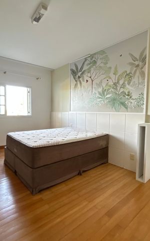 Casa para alugar com 660m², 4 quartos e 4 vagas Casa para alugar com 660m², 4 quartos e 4 vagasSuíte 3