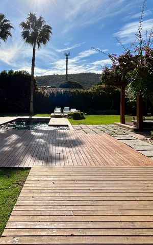 Casa para alugar com 660m², 4 quartos e 4 vagas Casa para alugar com 660m², 4 quartos e 4 vagasPiscina