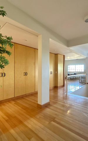 Casa para alugar com 660m², 4 quartos e 4 vagas Casa para alugar com 660m², 4 quartos e 4 vagasSala 5