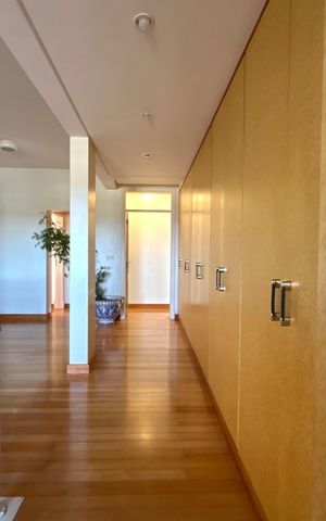 Casa para alugar com 660m², 4 quartos e 4 vagas Casa para alugar com 660m², 4 quartos e 4 vagasSala 5