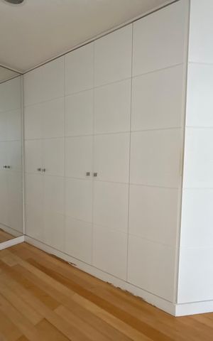 Casa para alugar com 660m², 4 quartos e 4 vagas Casa para alugar com 660m², 4 quartos e 4 vagasSuíte 1