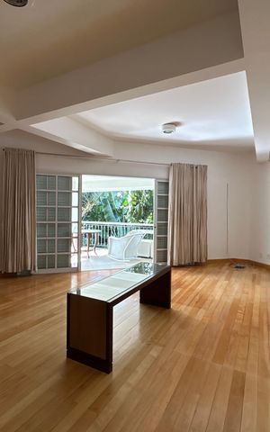 Casa para alugar com 660m², 4 quartos e 4 vagas Casa para alugar com 660m², 4 quartos e 4 vagasSuíte 1