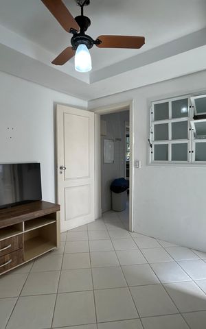 Casa para alugar com 660m², 4 quartos e 4 vagas Casa para alugar com 660m², 4 quartos e 4 vagasQuarto área de serviço