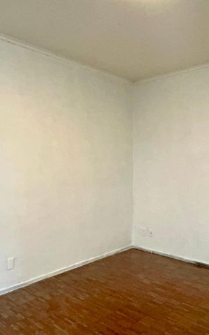 Apartamento para alugar com 217m², 3 quartos e 1 vagaQuarto 1