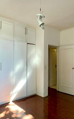 Apartamento para alugar com 217m², 3 quartos e 1 vagaSuite
