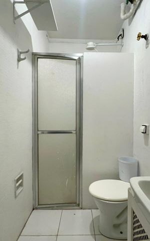 Apartamento para alugar com 217m², 3 quartos e 1 vagaBanheiro de serviço