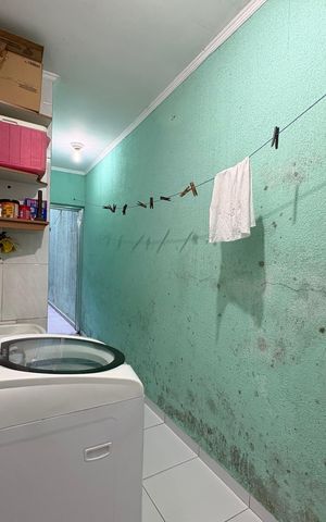 Casa à venda com 160m², 4 quartos e 4 vagas Casa à venda com 160m², 4 quartos e 4 vagasLavanderia