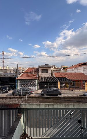 Casa à venda com 160m², 4 quartos e 4 vagas Casa à venda com 160m², 4 quartos e 4 vagasVista da suíte