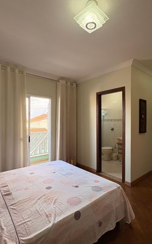 Casa à venda com 160m², 4 quartos e 4 vagas Casa à venda com 160m², 4 quartos e 4 vagasSuite 1