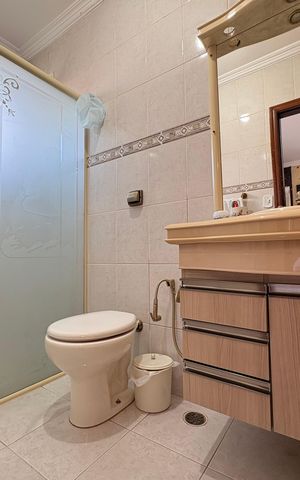 Casa à venda com 160m², 4 quartos e 4 vagas Casa à venda com 160m², 4 quartos e 4 vagasBanheiro suíte 1