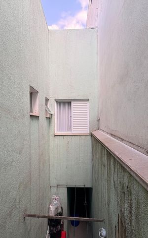 Casa à venda com 160m², 4 quartos e 4 vagas Casa à venda com 160m², 4 quartos e 4 vagasVista quarto 1
