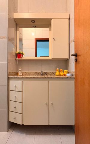Casa à venda com 160m², 4 quartos e 4 vagas Casa à venda com 160m², 4 quartos e 4 vagasBanheiro suíte 2