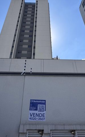 Apartamento à venda com 144m², 3 quartos e 2 vagas Apartamento à venda com 144m², 3 quartos e 2 vagasPlaca