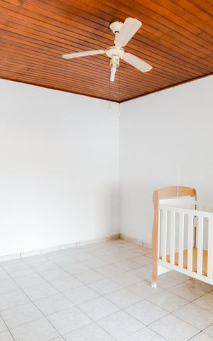 Casa à venda com 119m², 3 quartos e 1 vagaSuíte