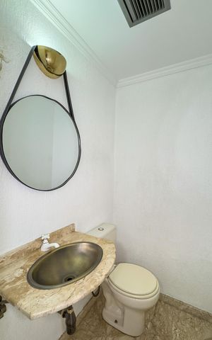 Apartamento à venda com 273m², 4 quartos e 2 vagasLavabo