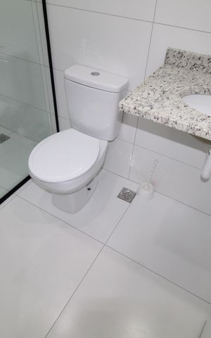 Apartamento para alugar com 52m², 2 quartos e 2 vagasBanheiro
