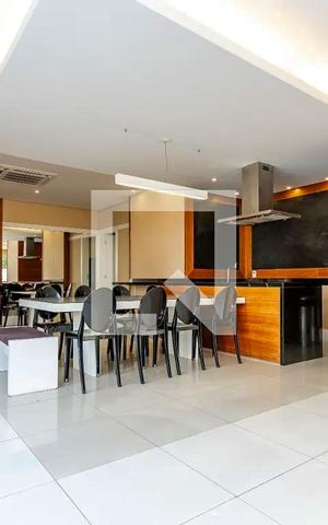 Apartamento à venda com 72m², 2 quartos e 1 vagaÁrea comum