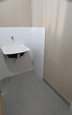 Casa de condomínio para alugar com 60m², 2 quartos e 1 vaga