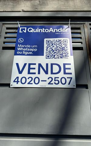 Casa à venda com 147m², 3 quartos e 2 vagas Casa à venda com 147m², 3 quartos e 2 vagasPlaca