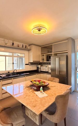 Casa à venda com 128m², 4 quartos e 2 vagasCozinha