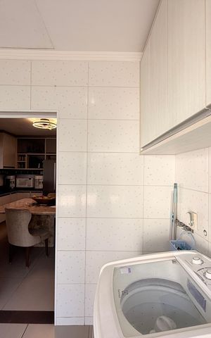 Casa à venda com 128m², 4 quartos e 2 vagasÁrea de Serviço