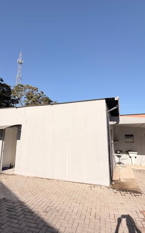 Casa à venda com 128m², 4 quartos e 2 vagas2 edículas