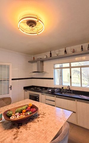 Casa à venda com 128m², 4 quartos e 2 vagasCozinha