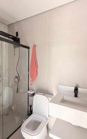 Casa à venda com 128m², 4 quartos e 2 vagasBanheiro Externo