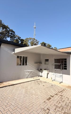 Casa à venda com 128m², 4 quartos e 2 vagas2 edículas