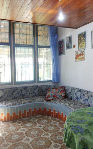 Casa de condomínio para alugar com 84m², 4 quartos e 2 vagasSala