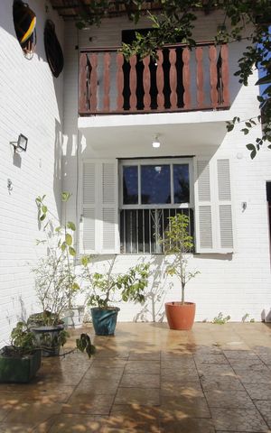Casa de condomínio para alugar com 84m², 4 quartos e 2 vagasGaragem