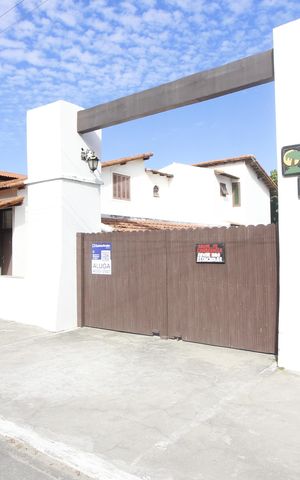 Casa de condomínio para alugar com 84m², 4 quartos e 2 vagasFachada