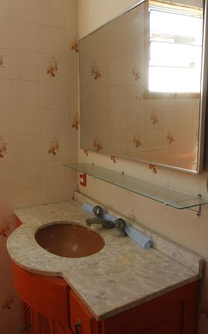 Casa de condomínio para alugar com 84m², 4 quartos e 2 vagasBanheiro da Suíte 1