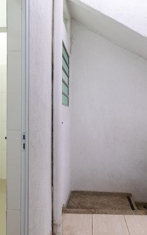 Casa para alugar com 37m², 1 quarto e sem vaga Casa para alugar com 37m², 1 quarto e sem vagaEntrada
