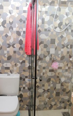 Casa à venda com 160m², 3 quartos e 2 vagas Casa à venda com 160m², 3 quartos e 2 vagasBanheiro social