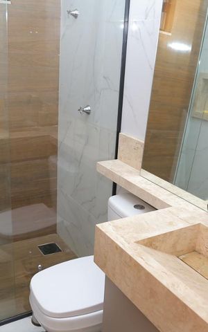 Casa à venda com 160m², 3 quartos e 2 vagas Casa à venda com 160m², 3 quartos e 2 vagasBanheiro da suíte