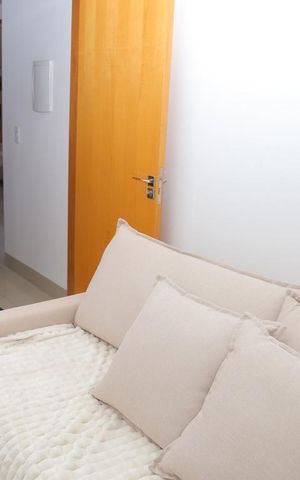 Casa à venda com 160m², 3 quartos e 2 vagas Casa à venda com 160m², 3 quartos e 2 vagasQuarto