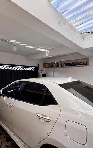 Casa à venda com 240m², 3 quartos e 2 vagas Casa à venda com 240m², 3 quartos e 2 vagasGaragem
