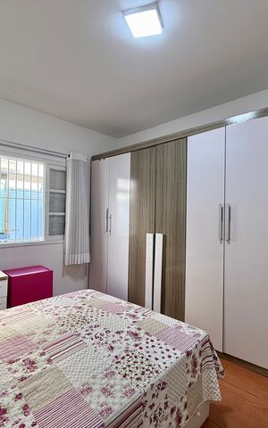 Casa à venda com 240m², 3 quartos e 2 vagas Casa à venda com 240m², 3 quartos e 2 vagasQuarto 3