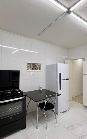 Casa à venda com 240m², 3 quartos e 2 vagas Casa à venda com 240m², 3 quartos e 2 vagasCozinha