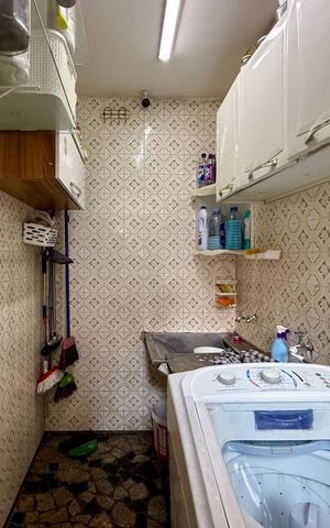 Casa à venda com 240m², 3 quartos e 2 vagas Casa à venda com 240m², 3 quartos e 2 vagasÁrea de Serviço