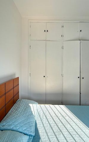 Casa à venda com 240m², 3 quartos e 2 vagas Casa à venda com 240m², 3 quartos e 2 vagasSuíte