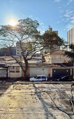 Casa à venda com 240m², 3 quartos e 2 vagas Casa à venda com 240m², 3 quartos e 2 vagasVista Suíte