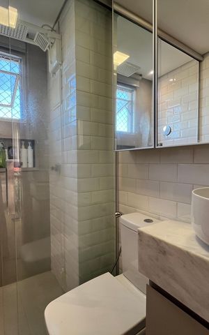 Apartamento à venda com 49m², 2 quartos e 1 vaga Apartamento à venda com 49m², 2 quartos e 1 vagaBanheiro Social