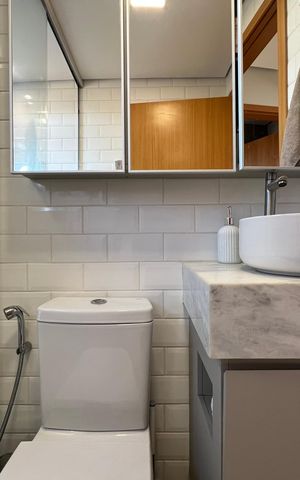 Apartamento à venda com 49m², 2 quartos e 1 vaga Apartamento à venda com 49m², 2 quartos e 1 vagaBanheiro Social