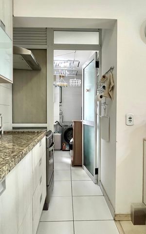 Apartamento à venda com 68m², 3 quartos e 2 vagas Apartamento à venda com 68m², 3 quartos e 2 vagasÁrea de Serviço