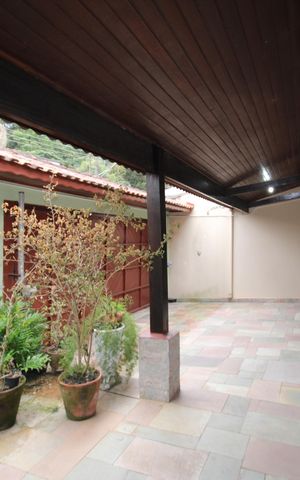 Casa para alugar com 250m², 4 quartos e 4 vagasGaragem